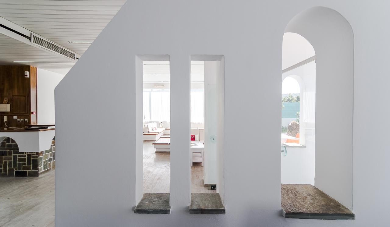 Paradiso Resort Agia Marina  외부 사진